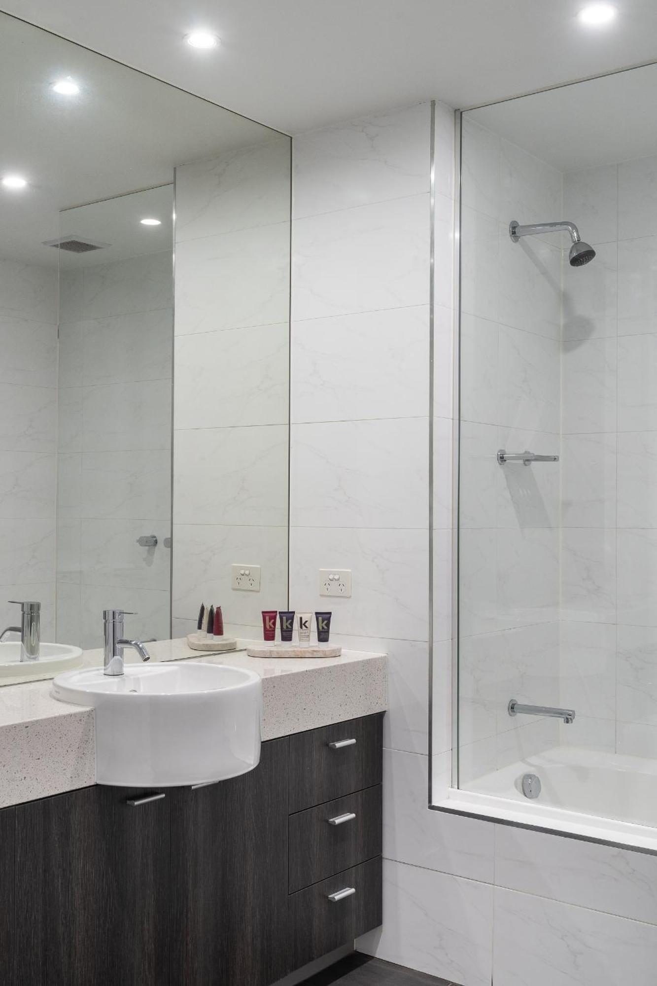 Tyrian Serviced Apartments Fitzroy Melbourne Zewnętrze zdjęcie